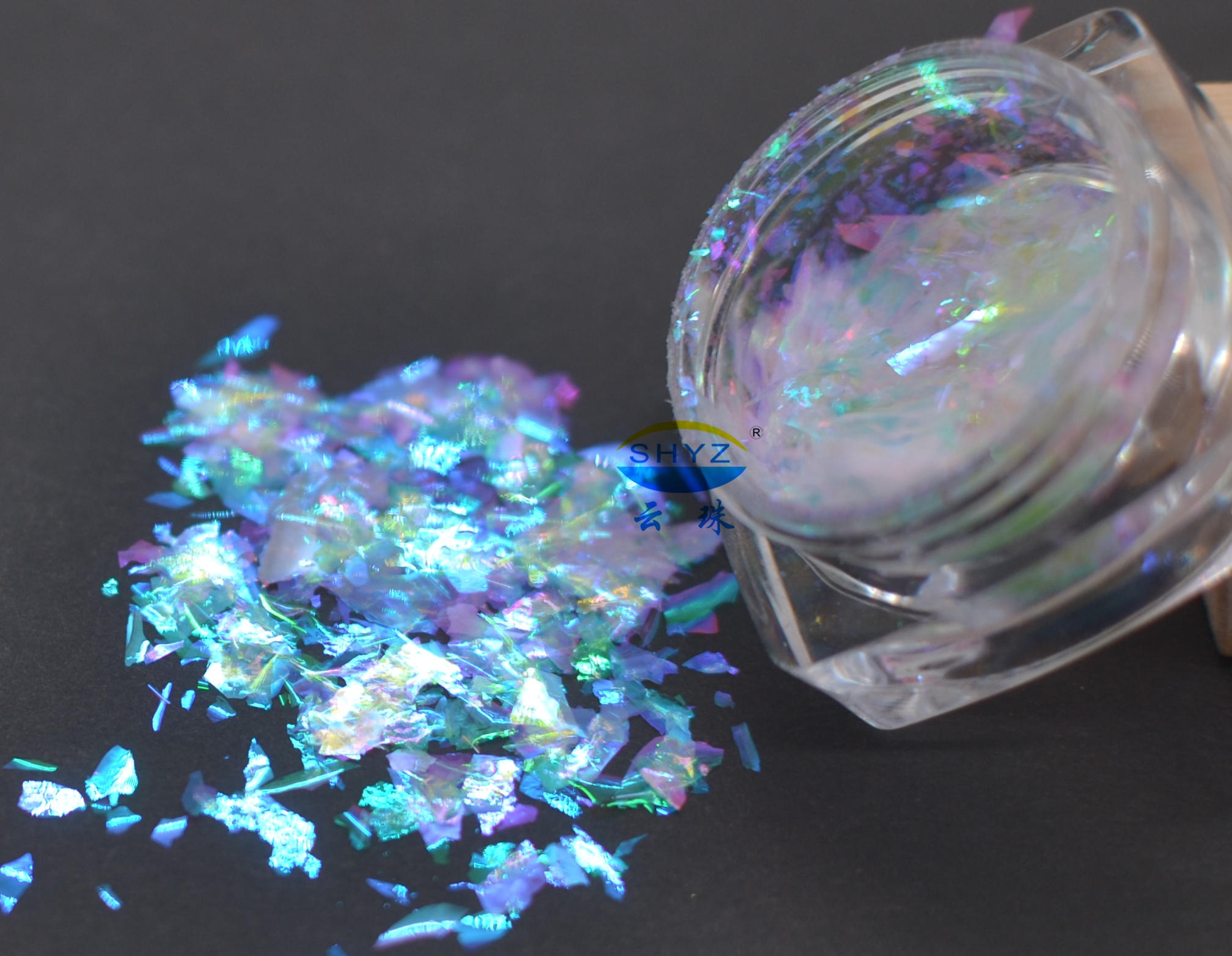 YunMulti&trade; GRS90-523 盛开的睡莲